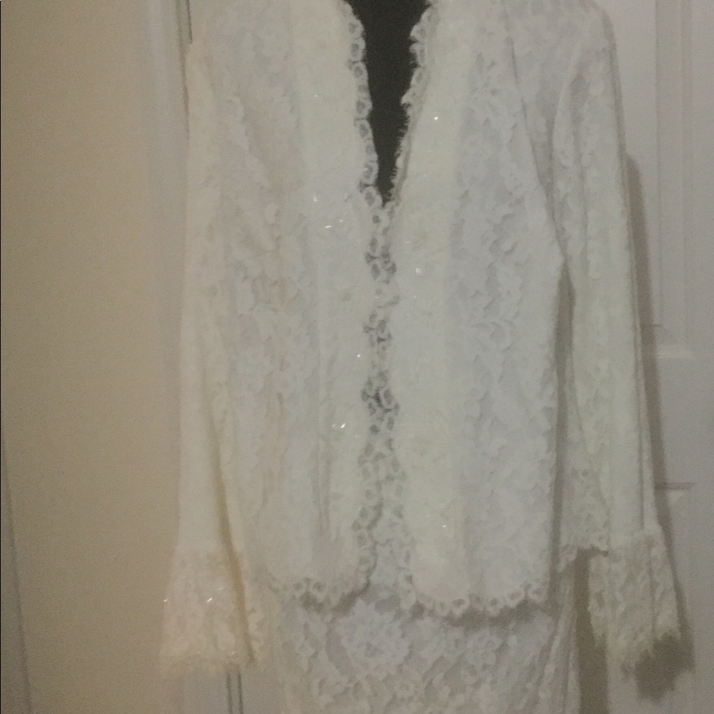 Tadashi shoji Two piece Lace jacket and skirt